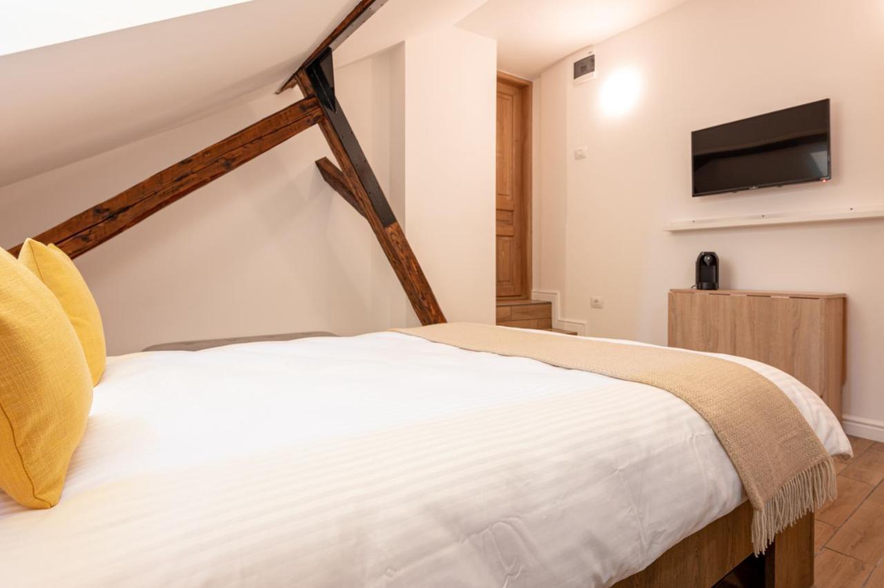 Central Park Rooms Oradea Exterior foto