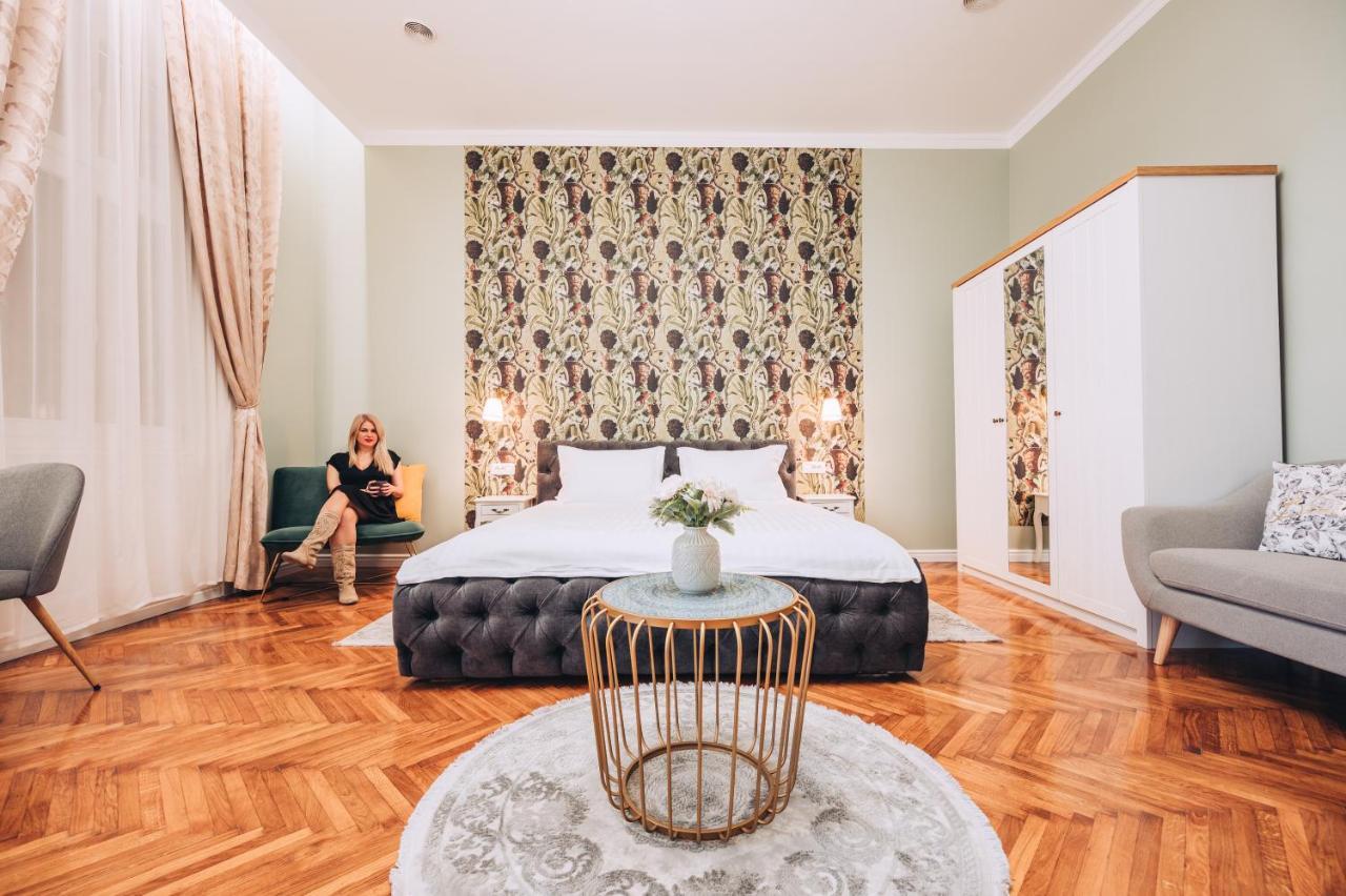 Central Park Rooms Oradea Exterior foto